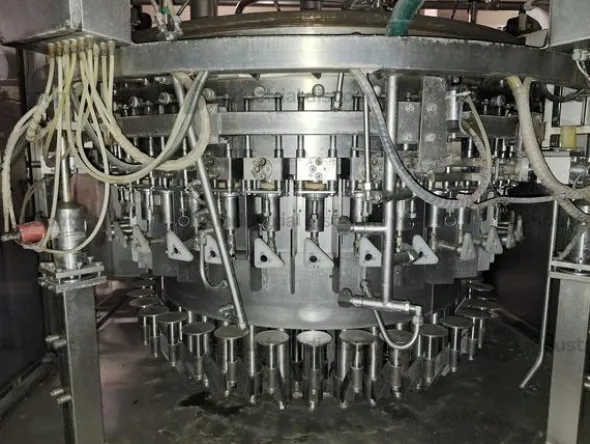 1#9381 Linea di imbottigliamento vino