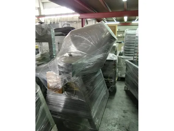 Linea di lavorazione di prodotti ittici