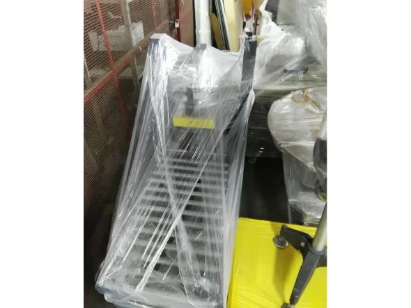 Linea di lavorazione di prodotti ittici