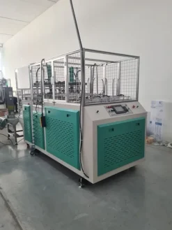 3#8334 Linea di produzione piatti in carta
