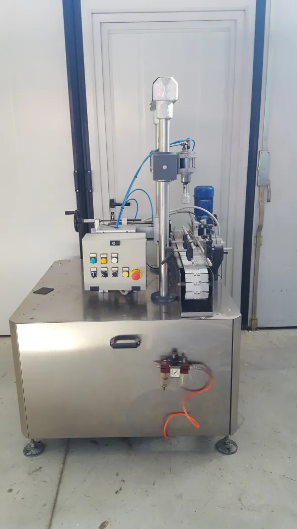 Linea nastro con tappatore elettro pneumatico 380 V