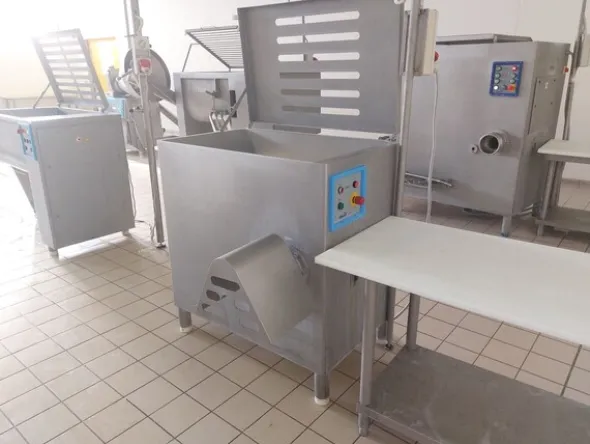 7#79500 Linea salsiccia Omet