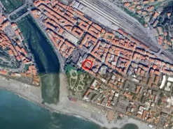 #24515 Locale commerciale al piano terra