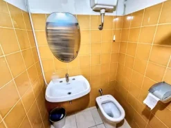 #25318 Locale commerciale a reddito