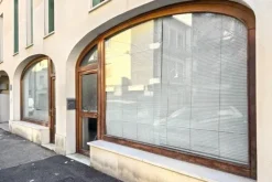 #25831 Locale commerciale in struttura polifunzionale