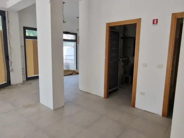 #2536109 Locale direzionale ex filiale bancaria