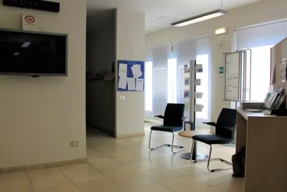 #19656 Locali adibiti ad istituto di credito