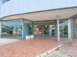 #14698 Locali commerciali con immobile ricettivo