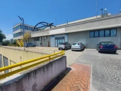 #14698 Locali commerciali con immobile ricettivo