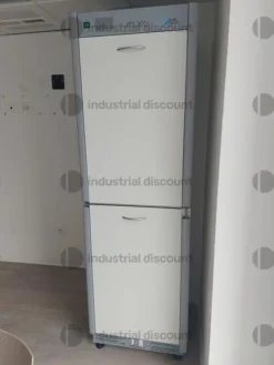 13#8917 Lotto blocco diArredo tecnico e materiale di consumo da ambulatorio odontoriatrico