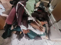 3#8463 Lotto blocco di rimanenze di magazzino e macchine per la lavorazione di calzature