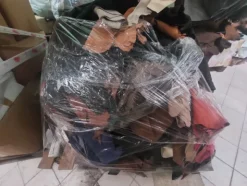 3#8463 Lotto blocco di rimanenze di magazzino e macchine per la lavorazione di calzature