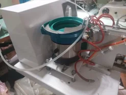 3#8463 Lotto blocco di rimanenze di magazzino e macchine per la lavorazione di calzature