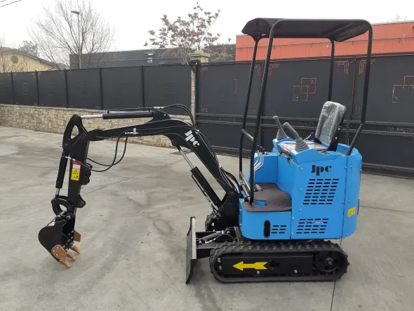 Lotto di 3 mini escavatori JPC HT15