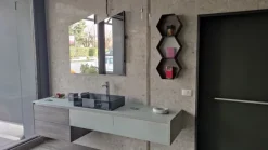 LOTTO 29 - N. 2 mobili bagno e piatto doccia