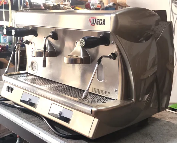 MACCHINA caffè WEGA VELA 2 gruppi SEMIAUTOMATICA