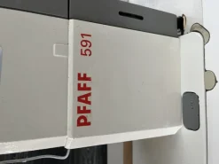 Macchina da cucire a colonna pfaff 591
