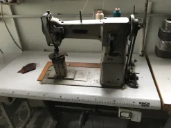 Macchina da cucire professionale