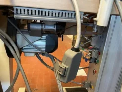 4#6196 Macchina per fettucce Pfaff
