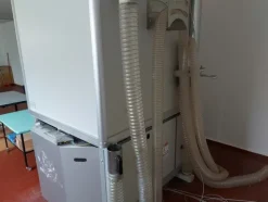 5#7447 Macchina per impiumaggio B&B Borsoi e banchi da lavoro