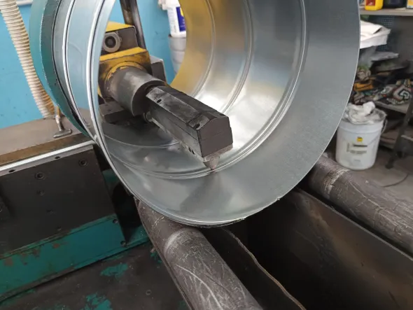 MACCHINA PER PRODUZIONE TUBO SPIRALATO CIRCOLARE