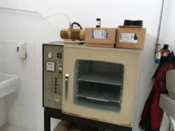 30#3675 Macchina RCC Inflaconatrice Reagenti e printatrice Linx