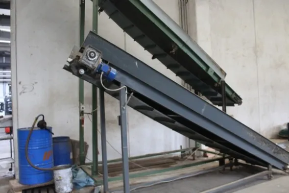 1#7482 Macchinari e attrezzature per carbonizzo e autocarro Iveco
