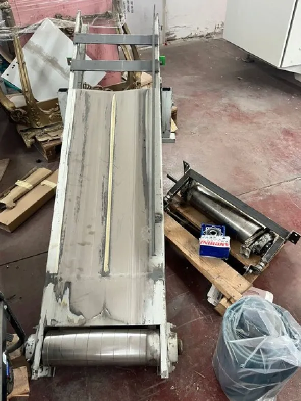 2#8415 Macchinario pesatrice insaccatrice e Robot Tek