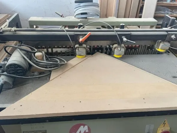 13#8083 Macchinari per la lavorazione del legno