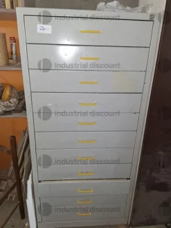 9#9200 Macchinari per lavorazione legno muniteria e ricambi vari