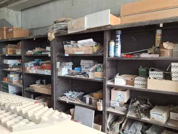 9#9200 Macchinari per lavorazione legno muniteria e ricambi vari