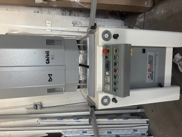 Macchinari per PVC ROBTECH 2023 -SALDATRICE E PULITRICE