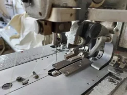 2#6201 Macchinari tessili e arredamento ufficio