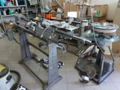 2#6201 Macchinari tessili e arredamento ufficio