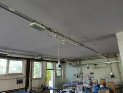 2#6201 Macchinari tessili e arredamento ufficio