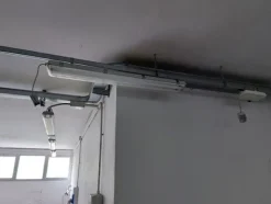 2#6201 Macchinari tessili e arredamento ufficio