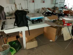 2#6201 Macchinari tessili e arredamento ufficio