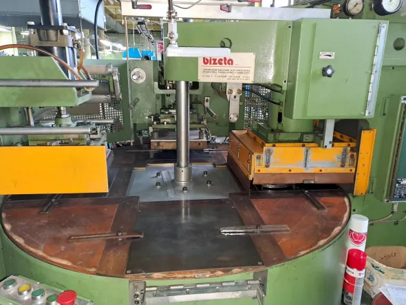 Macchina saldatrice BIZETA BZ3T4P/8