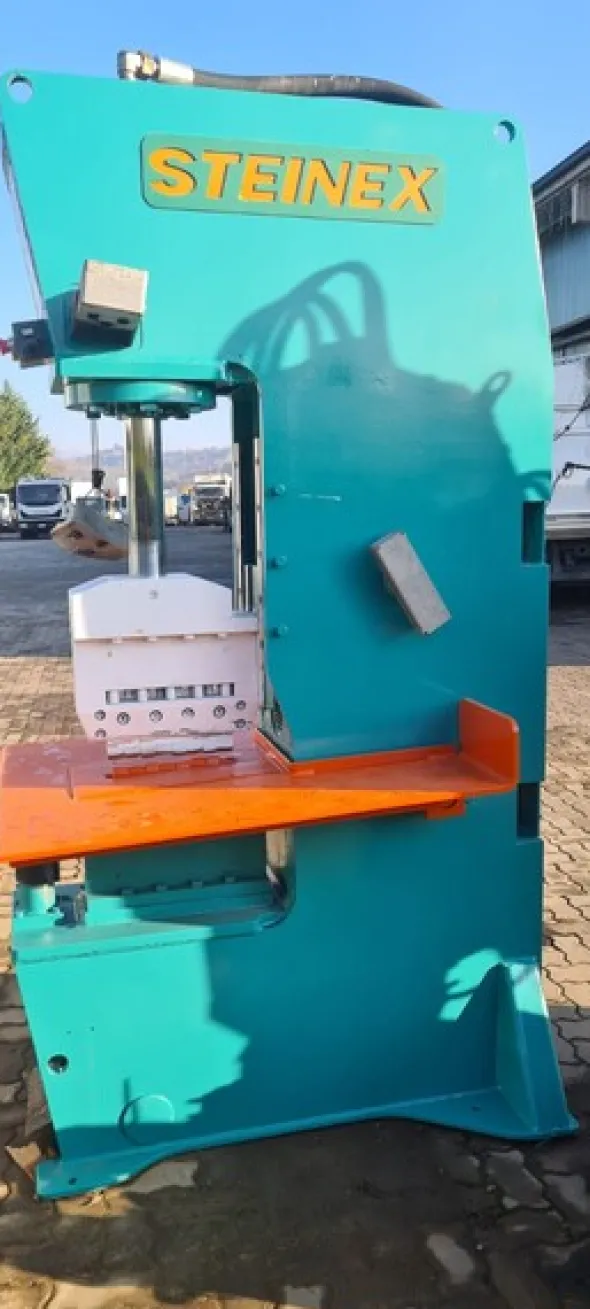 2#8032 Macchina trancia pietra Steinex