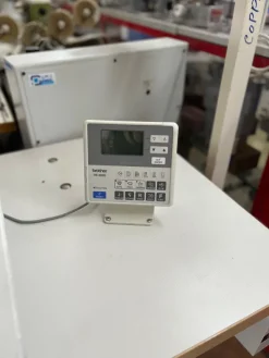 MACCHINE CUCIRE ASOLATRICE BROTHERHE800A HE800B