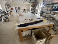 12#9748 Macchine da cucire e accessori sartoriali