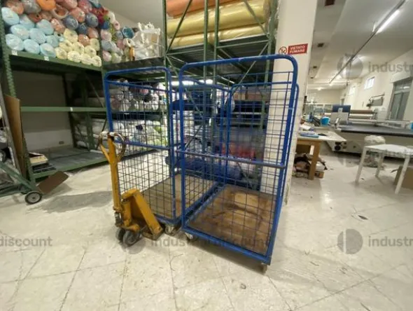 12#9748 Macchine da cucire e accessori sartoriali
