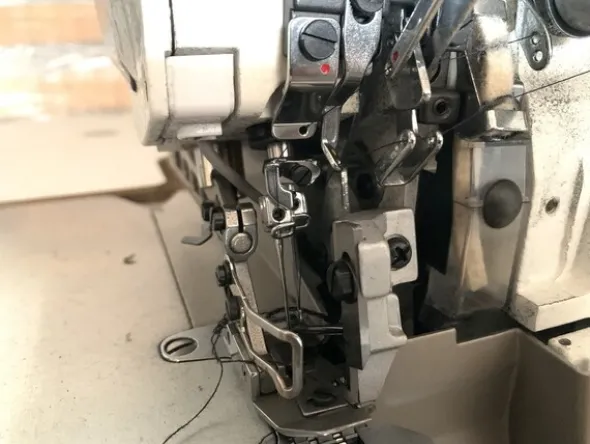 1#7461 Macchine da cucire e per il confezionamento di capi di abbigliamento