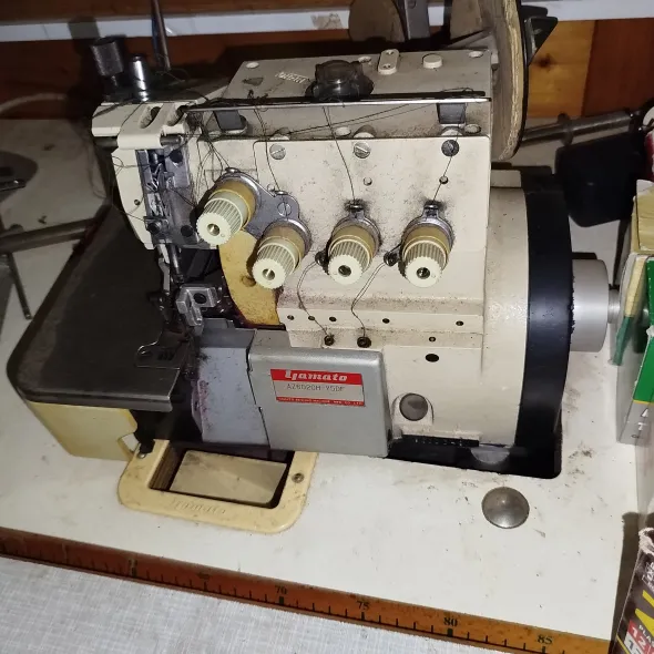 Macchine da cucire in blocco o singole