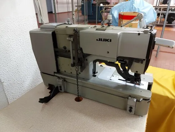 7#7447 Macchine da cucito Pfaff e attaccabottoni