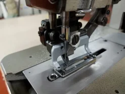 7#7447 Macchine da cucito Pfaff e attaccabottoni
