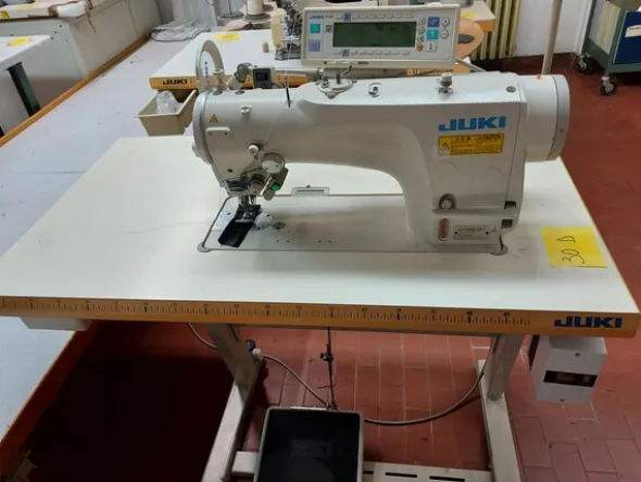 7#7447 Macchine da cucito Pfaff e attaccabottoni