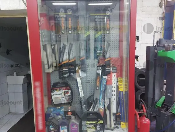 1#9643 Macchine e attrezzature per gommista e Rimanenze di magazzino pneumatici