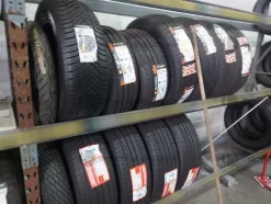 1#9643 Macchine e attrezzature per gommista e Rimanenze di magazzino pneumatici