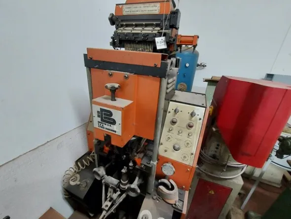 49#7419 Macchine per cucire per calzatura e pelletteria